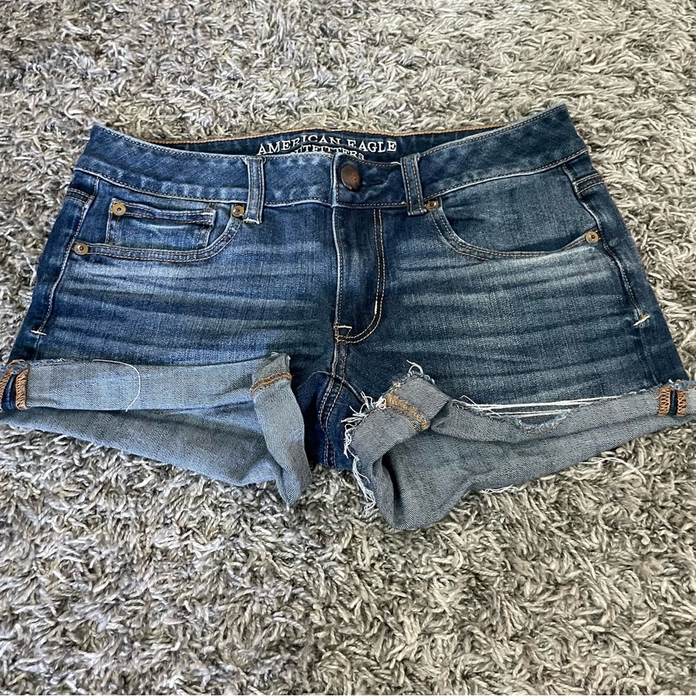 American Eagle Outfitters Super Stretch Shortie Size 4
